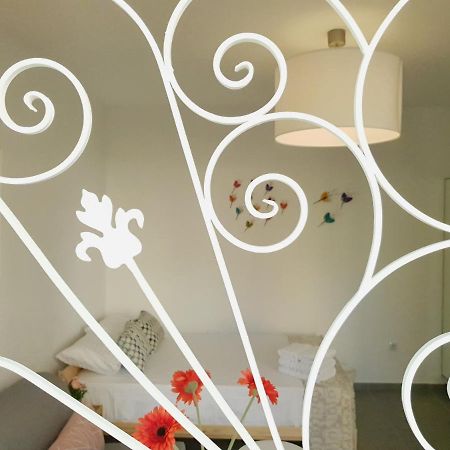 Cozy Studio 4U Gazi - Center Athena Bagian luar foto